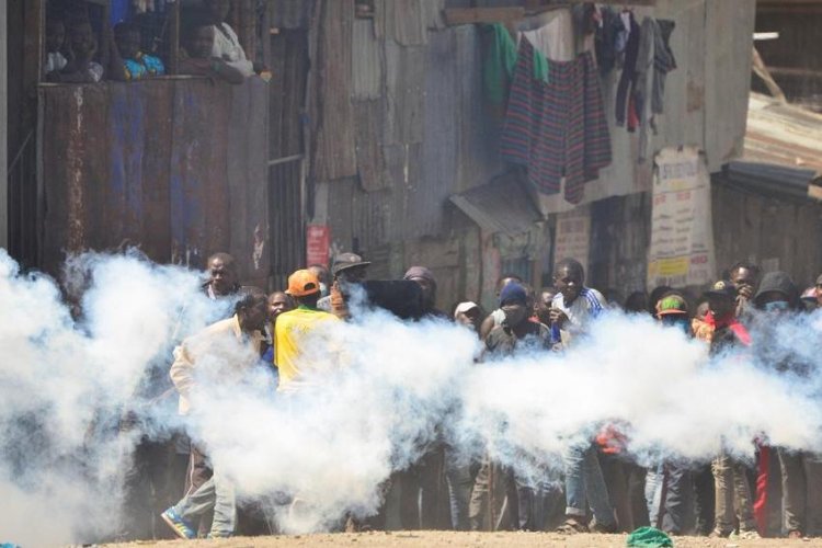AU urges unity in Kenya as businesses say losing $23M daily