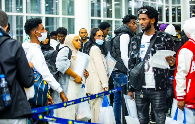 Rwanda receives 169 African asylum-seekers from Libya